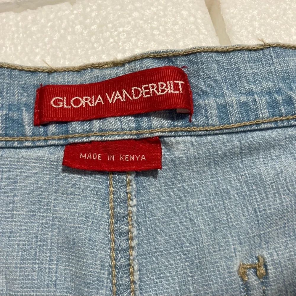 Gloria Vanderbilt women jean shorts Size 12 NWT - Picture 7 of 10